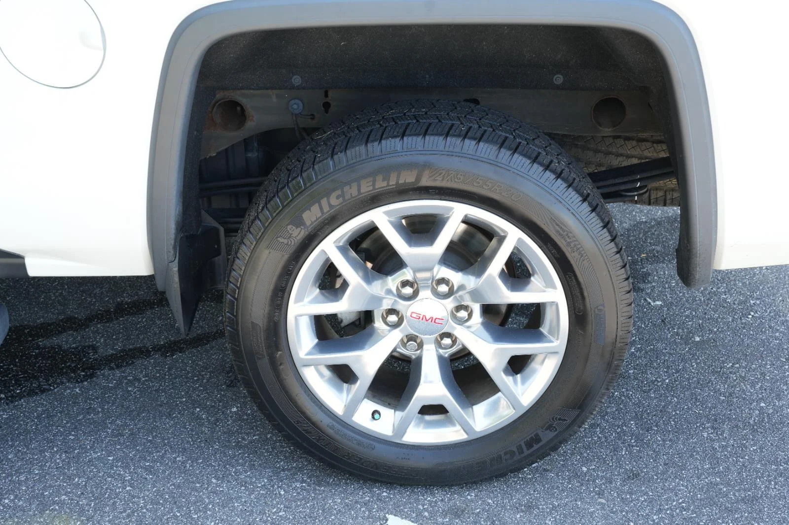 Used 2018 WHITE FROST TRICOAT GMC SLT image 38