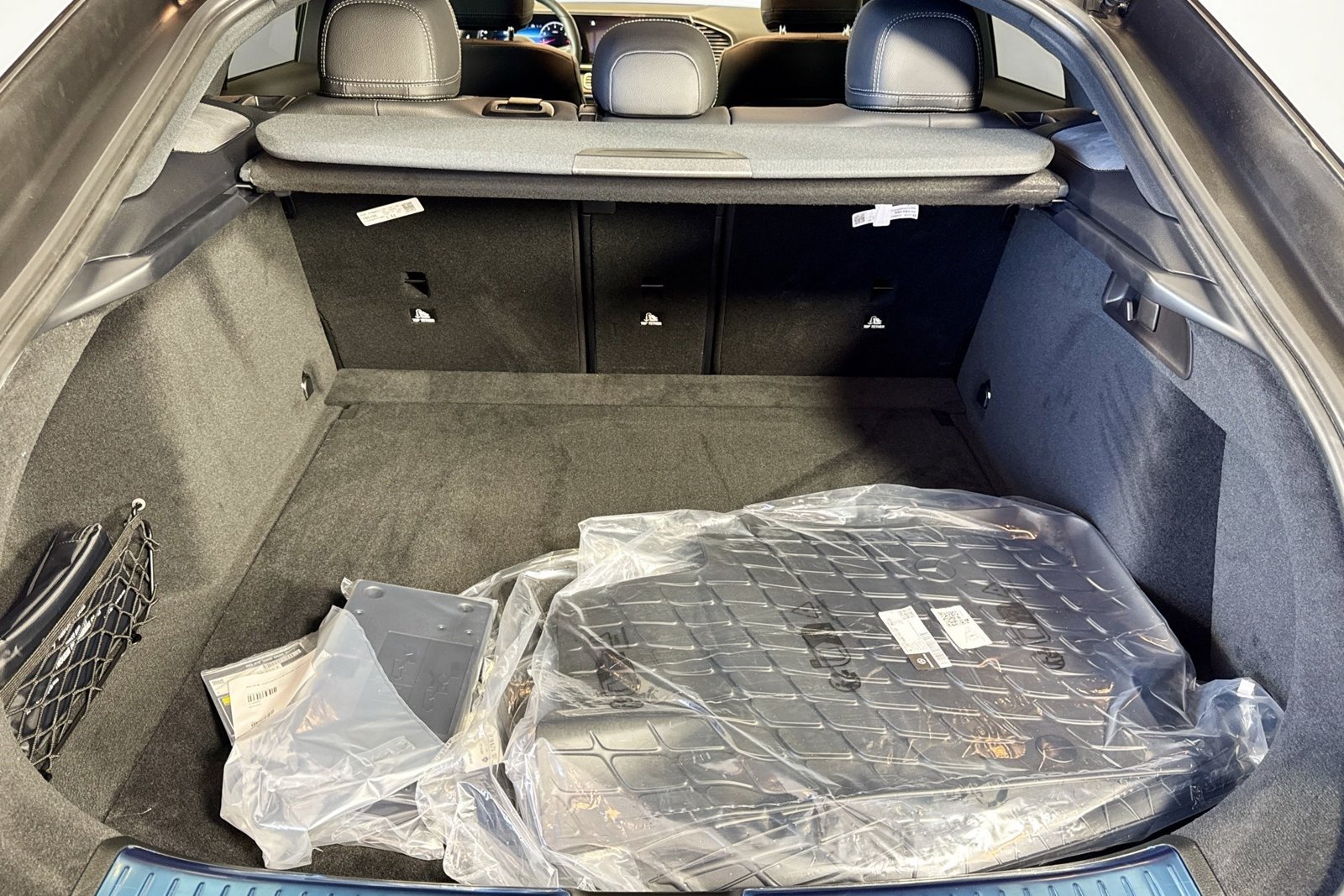 New 2026 Obsidian Black Metallic Mercedes-Benz GLE 450 image 24