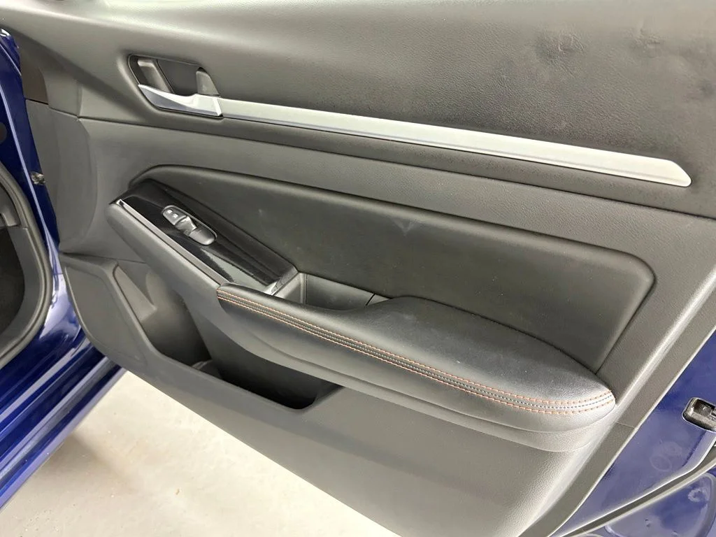Used 2024 Blue Nissan 2.5 SR image 43