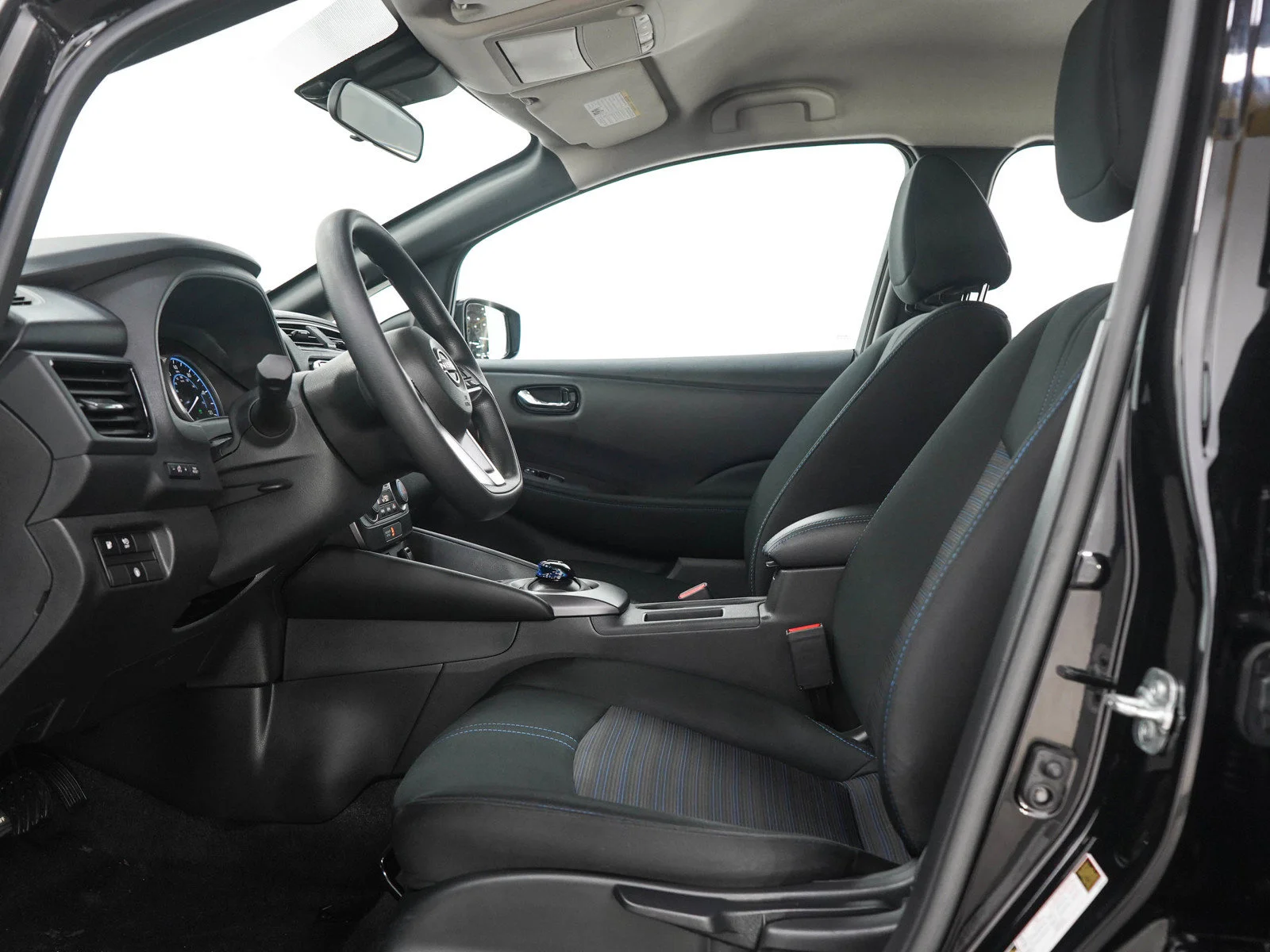 Used 2025 Super Black Nissan S image 21