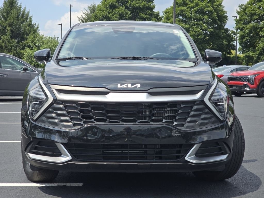 Used 2025 Black Kia LX image 10