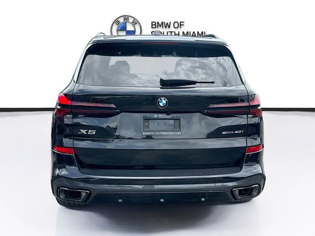 New 2026 Black BMW sDrive40i image 5