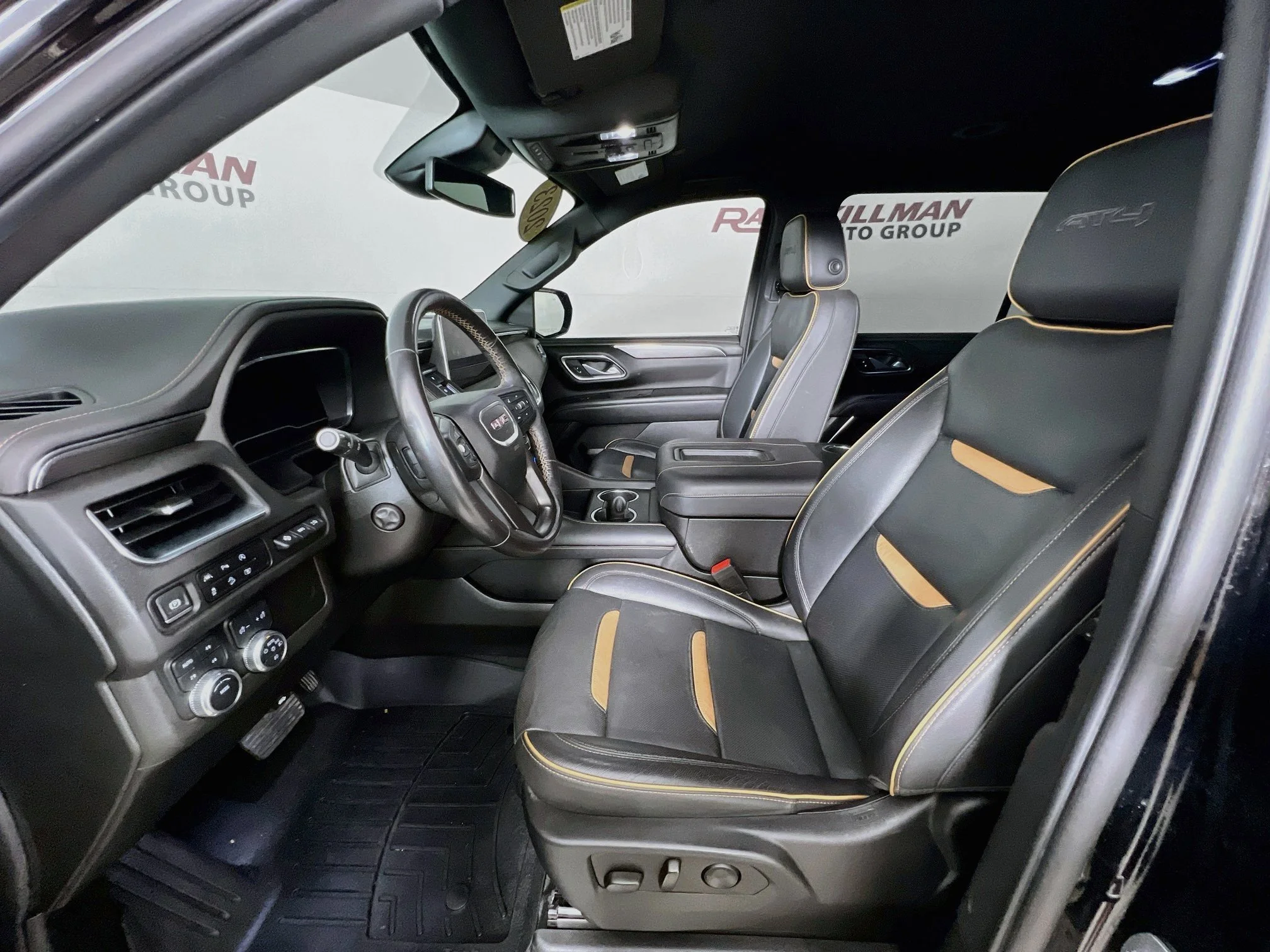 Used 2023 Onyx Black GMC AT4 image 10