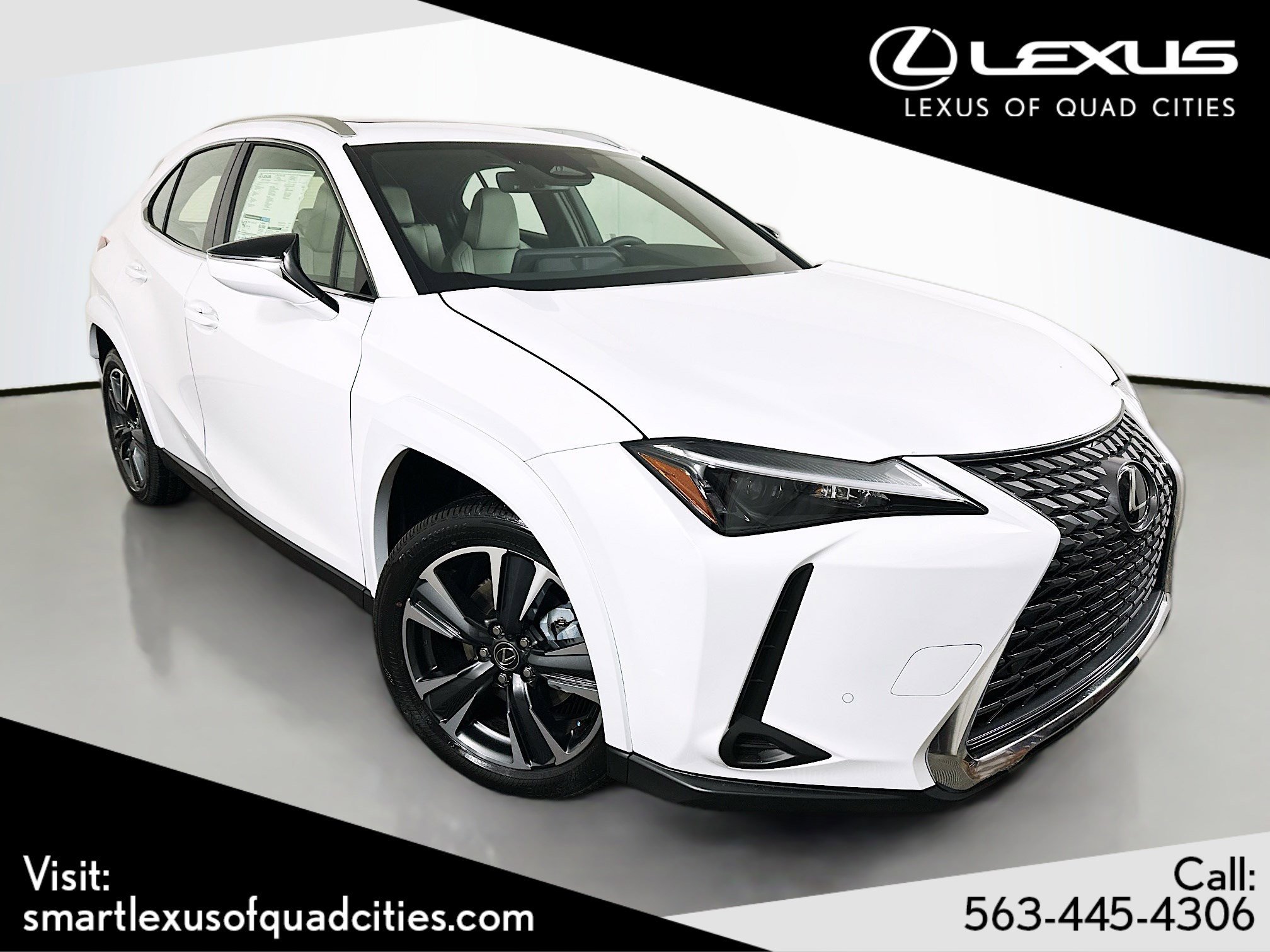2026 Lexus UX 300h 300h Premium AWD's photo