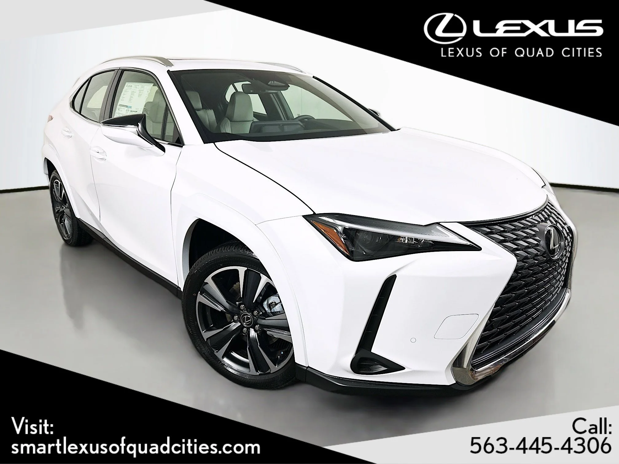 2026 Lexus UX 300h 300h Premium AWD's photo