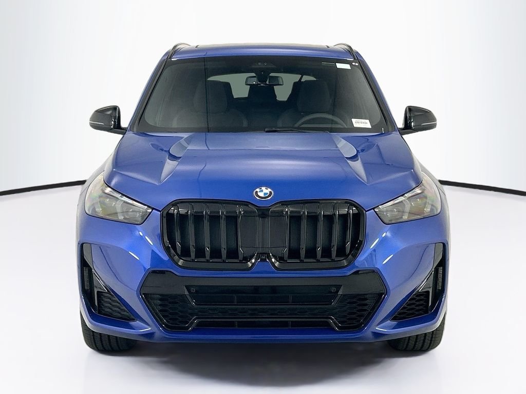 New 2026 Blue Metallic BMW xDrive28i image 2