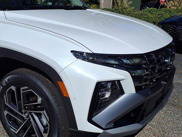 2025 Hyundai Tucson Hybrid Limited Sport photo 3