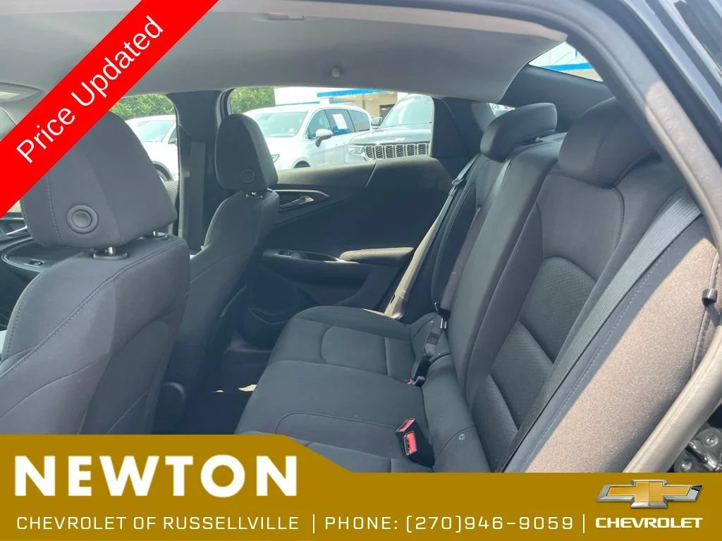 Used 2025 Mosaic Black Metallic Chevrolet RS image 30