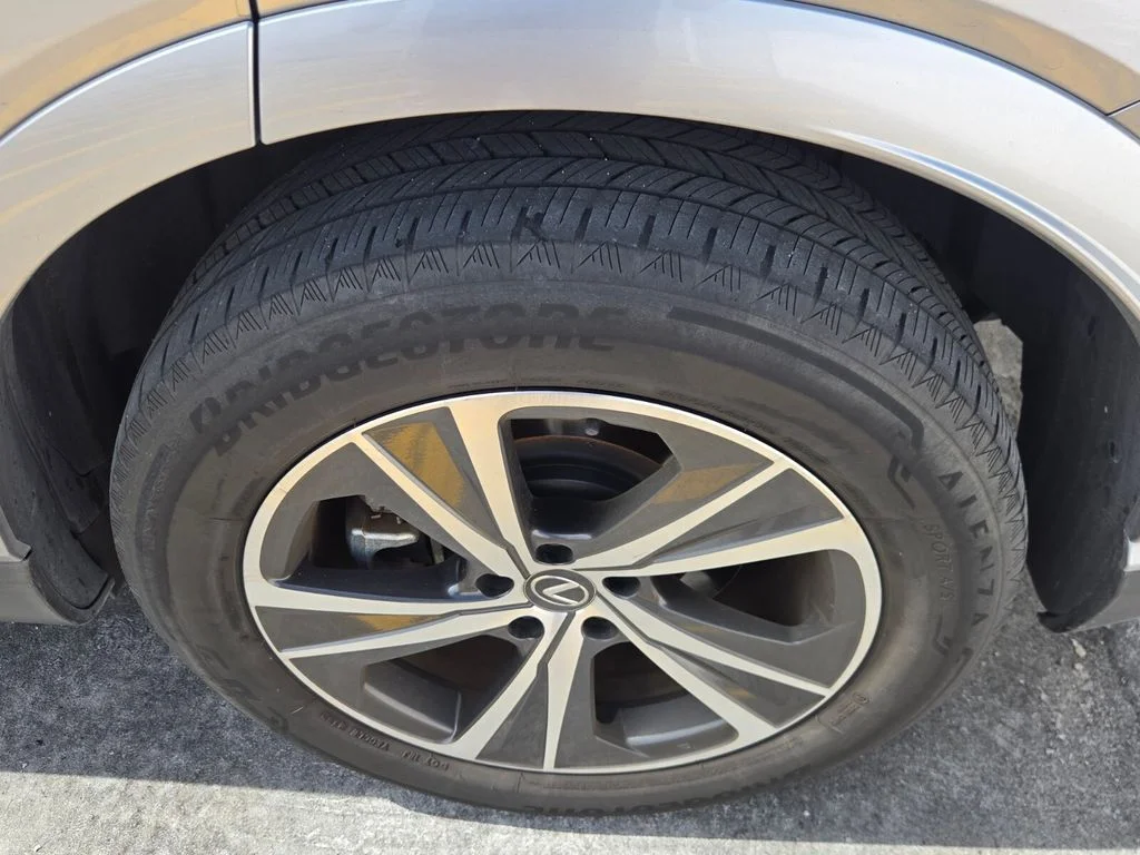 Used 2023 Silver Lexus 350 Premium image 7