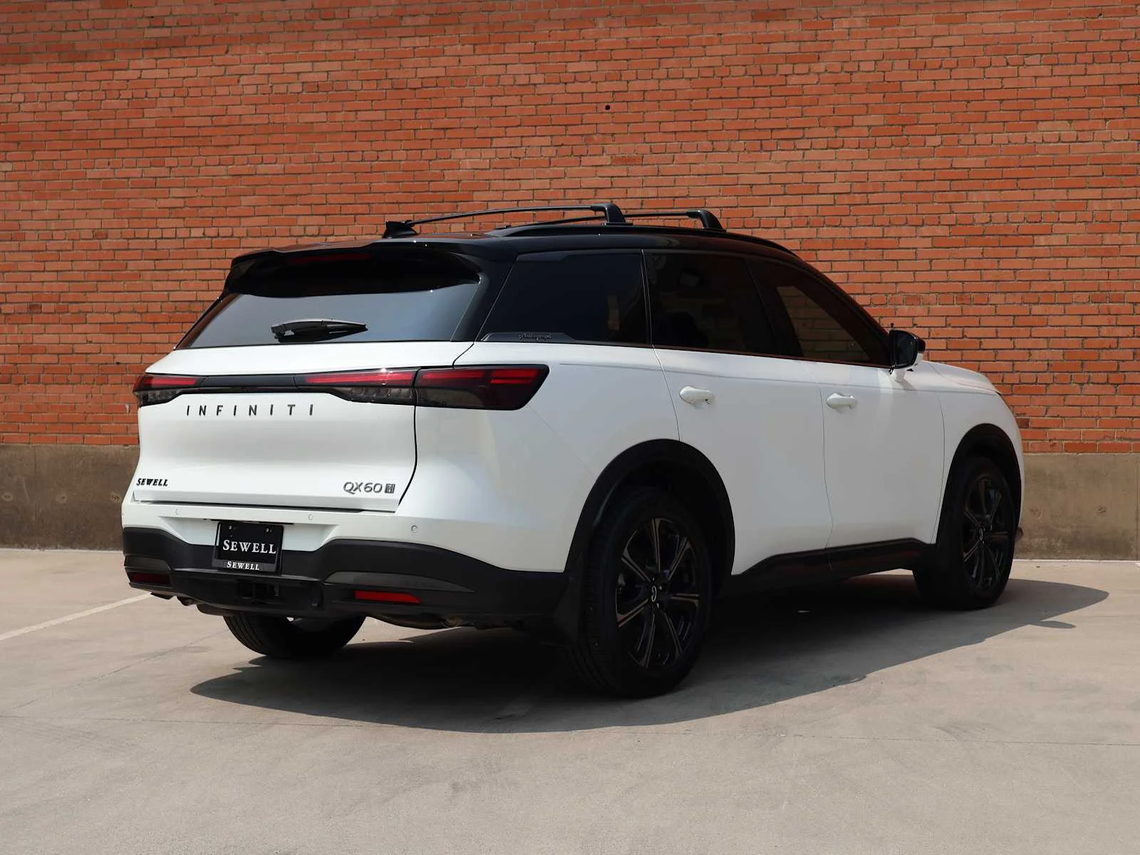 New 2027 2T RAD WHT INFINITI Autograph AWD image 9