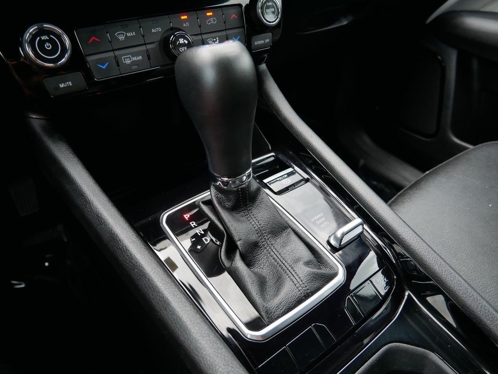 Certified Used 2025 White Jeep Limited image 25
