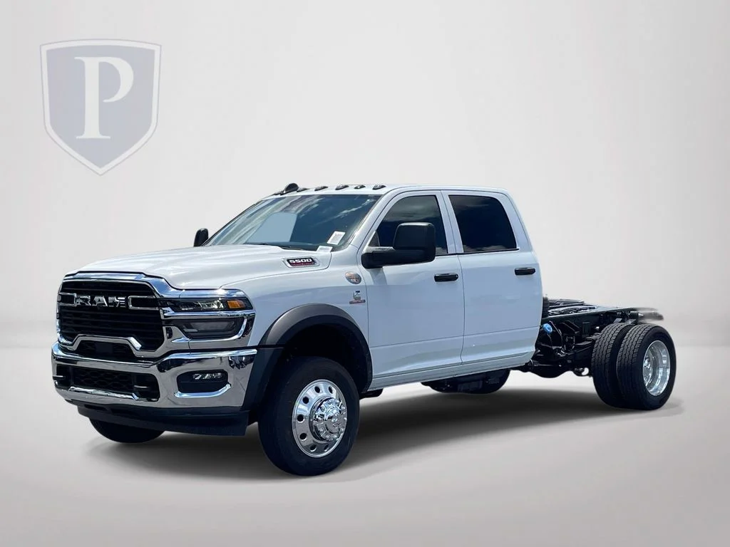 New 2026 Bright White Clearcoat RAM Tradesman image 4