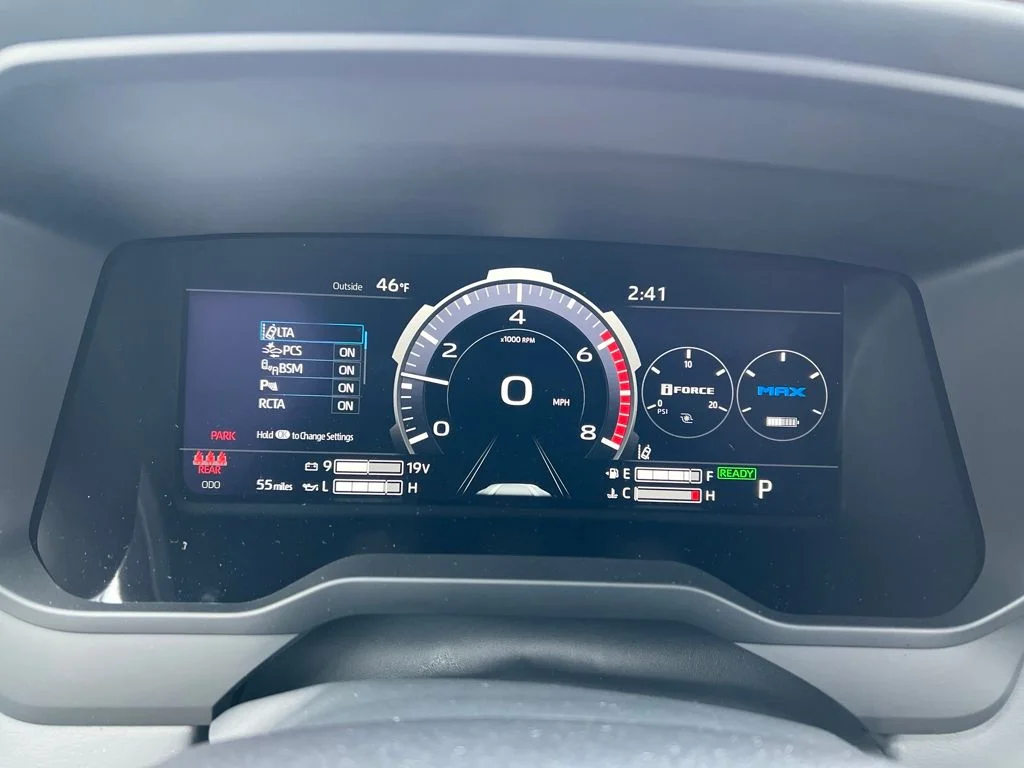 2026 Toyota Tundra Platinum - Photo 14