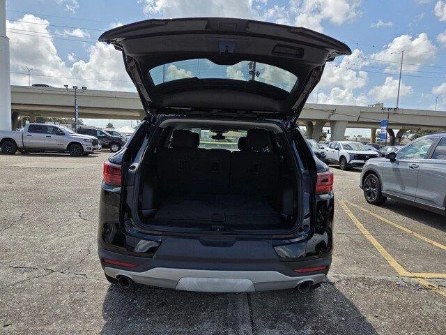 Used 2024 BLACK CHEVROLET 2LT image 26