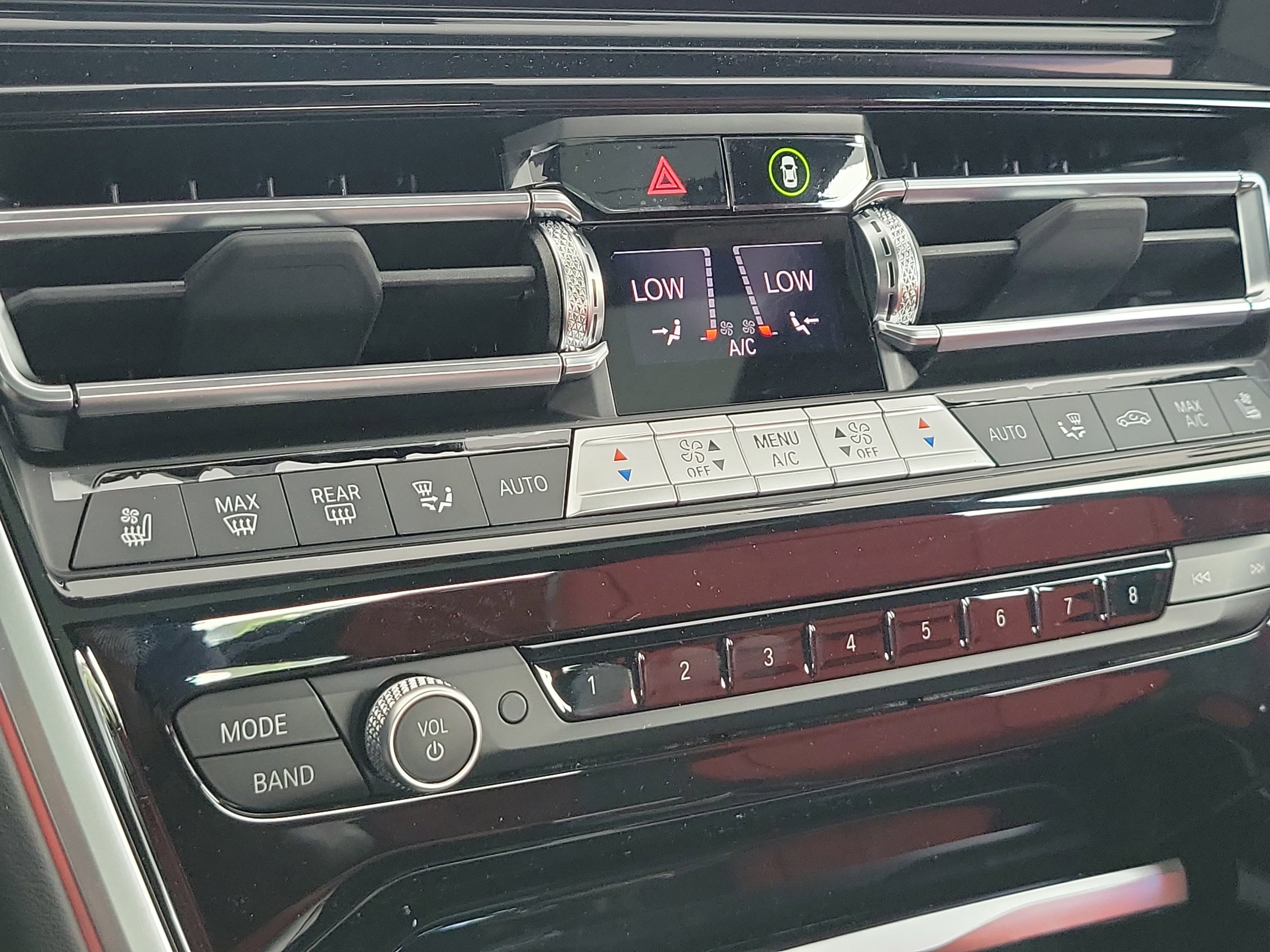 New 2026 Dravit Grey Metallic BMW 840i image 31