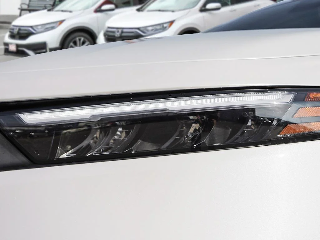 New 2026 Platinum White Pearl Honda SE image 9