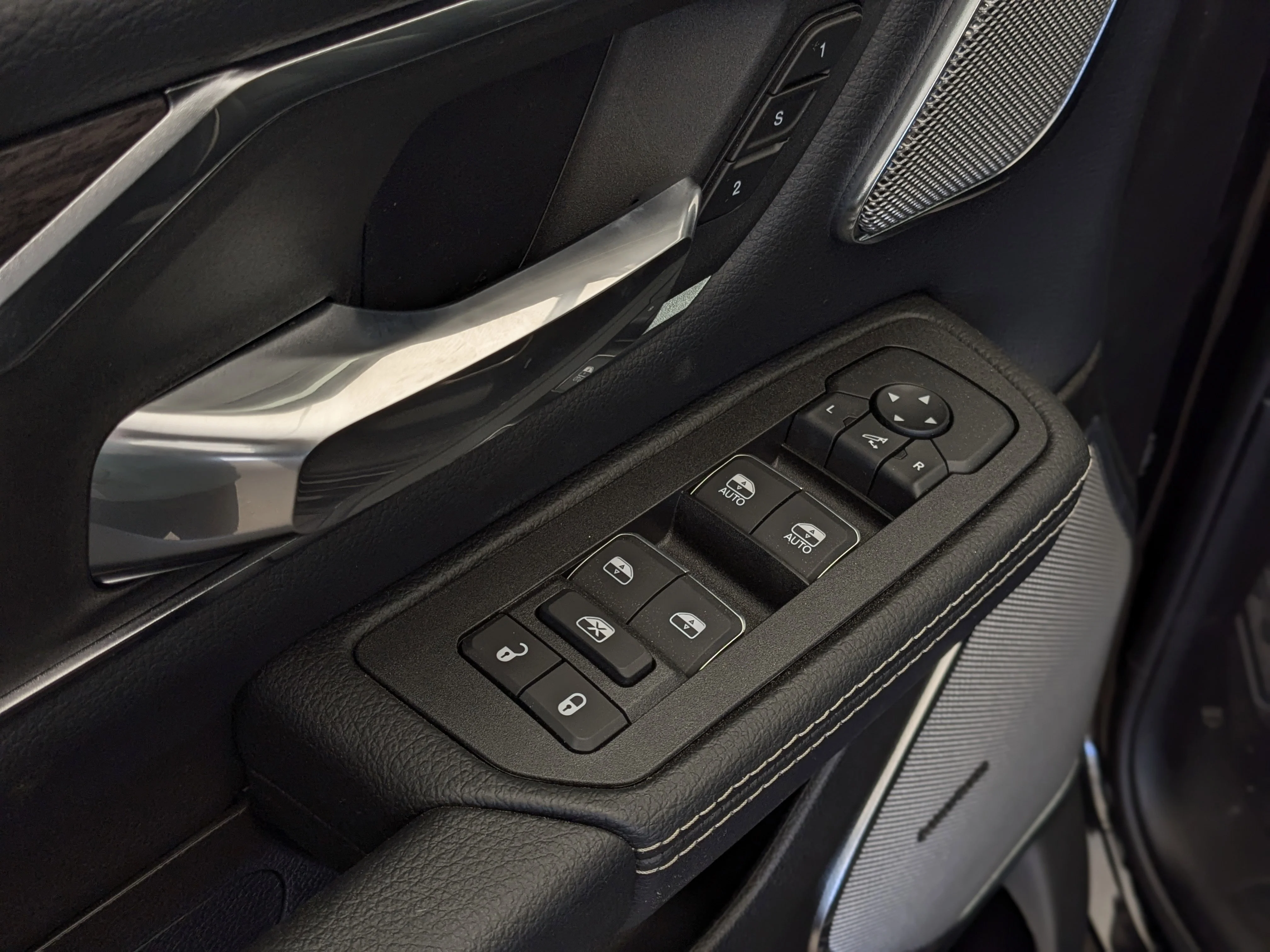 New 2026 Black RAM Laramie - - Twin Turbo - 22 Black Wheels - 14.4 Screen - Harman/Kardon - Pano Sunroof & More! image 13