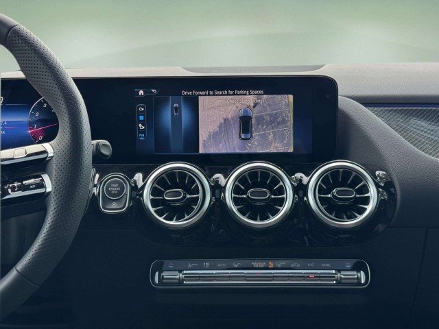 2026 Mercedes-Benz GLA GLA 250 - Photo 12