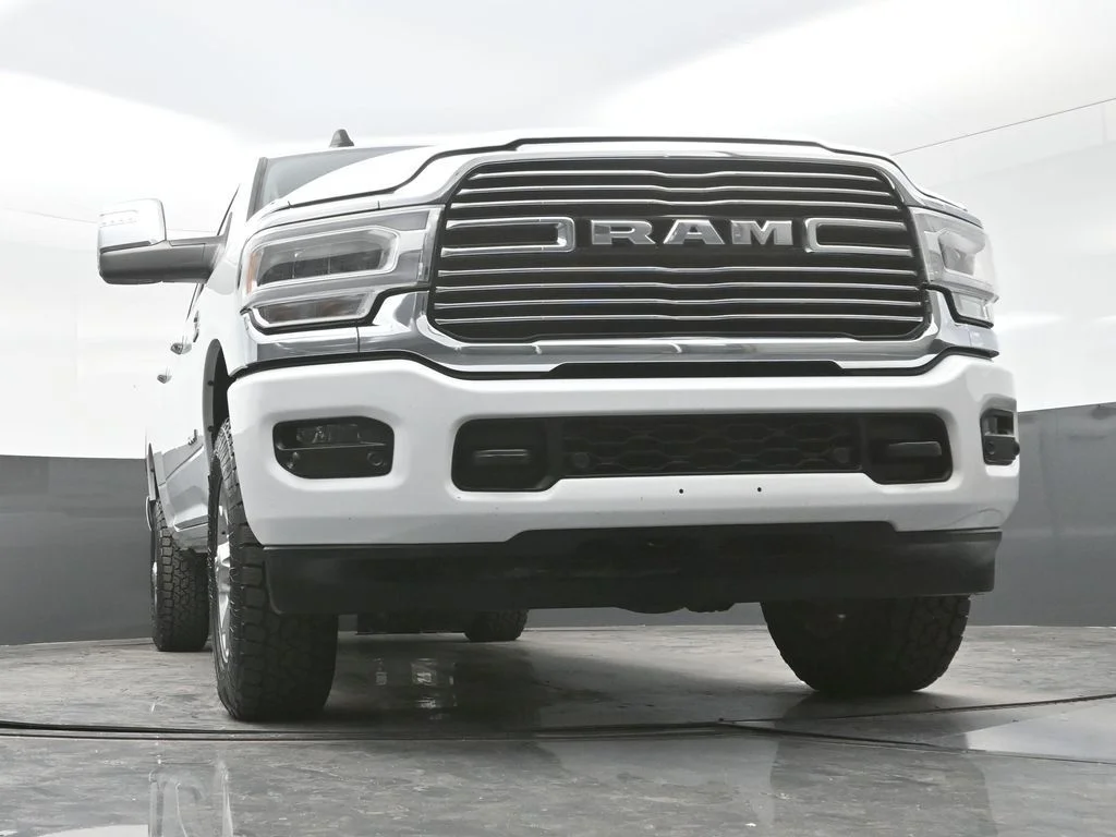 Used 2023 White Ram Laramie image 22