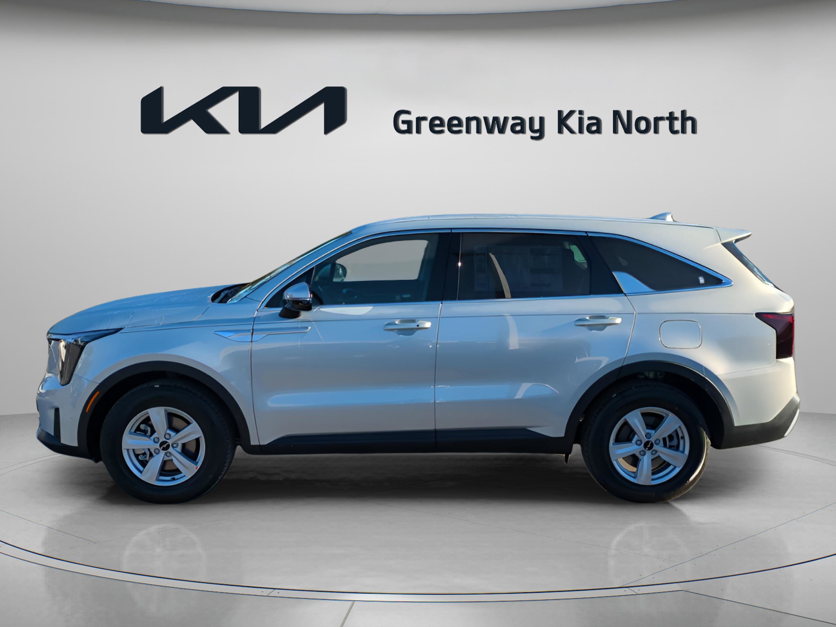 New 2026 Ivory Silver Kia LX image 5