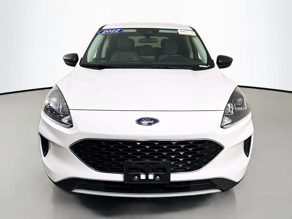 Used 2022 Oxford White Ford SE image 7