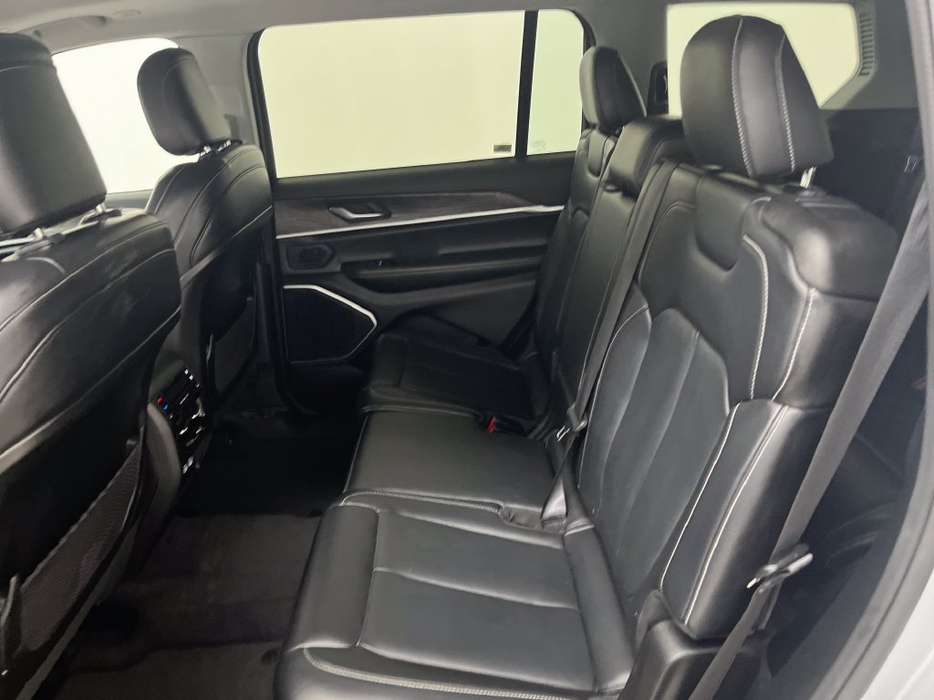 Used 2021 Silver Jeep Limited image 13