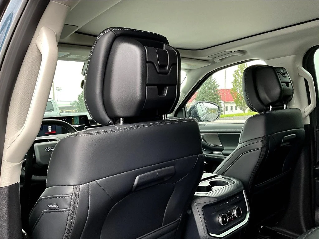New 2027 Nocturnal Blue Metallic Ford MAX Platinum image 20
