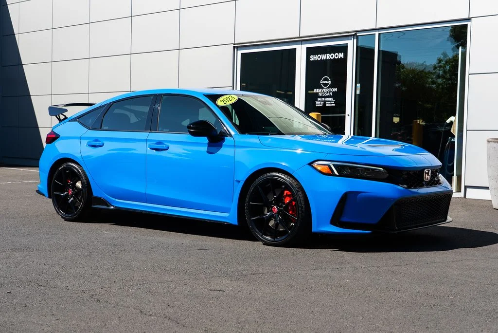 Used 2023 Blue Honda  image 1