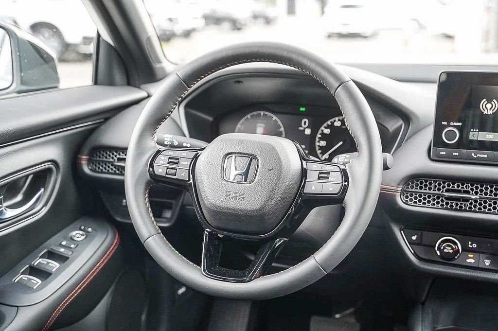 2025 Honda HR-V Sport - Photo 18