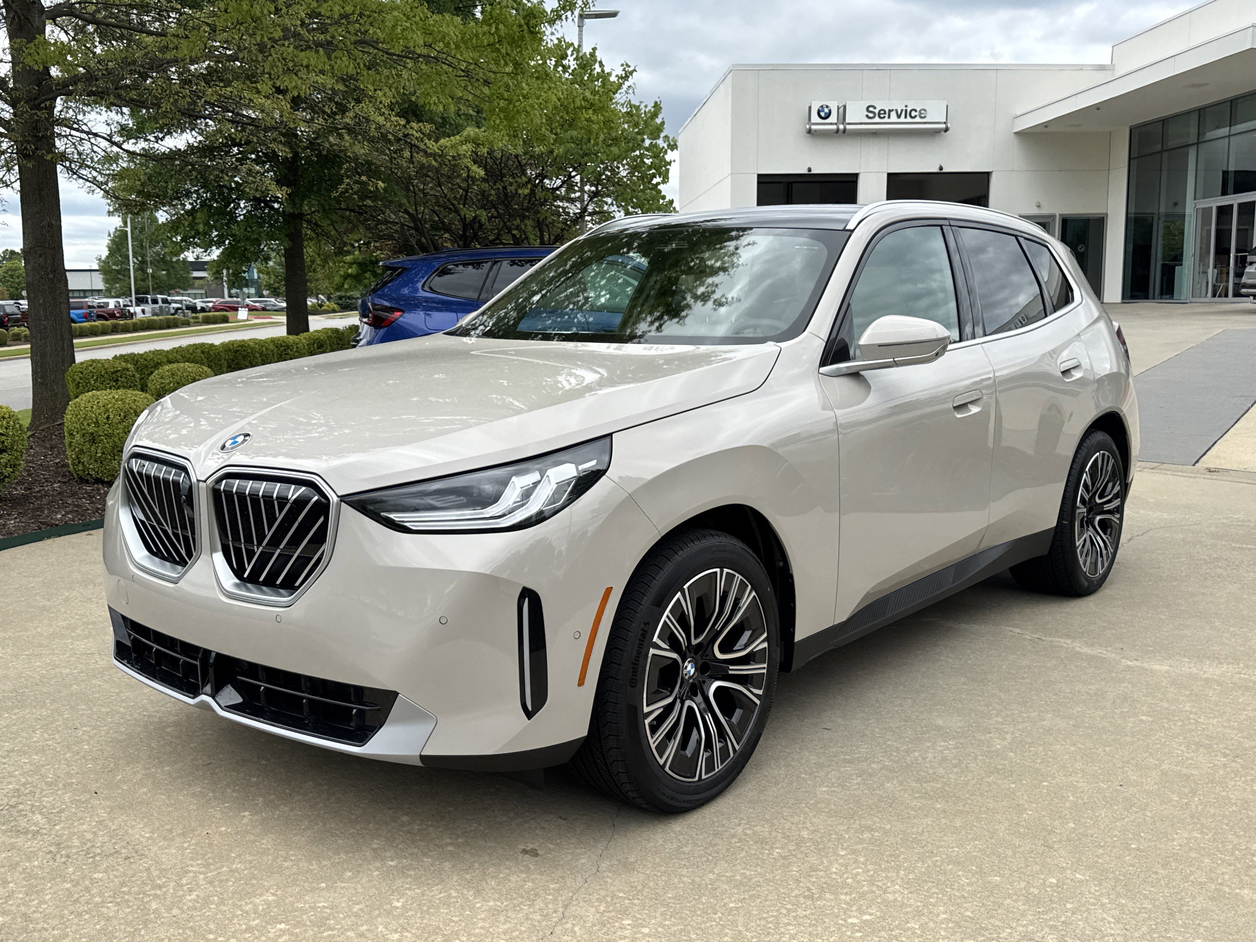 2026 BMW X3 30 XDRIVE's photo