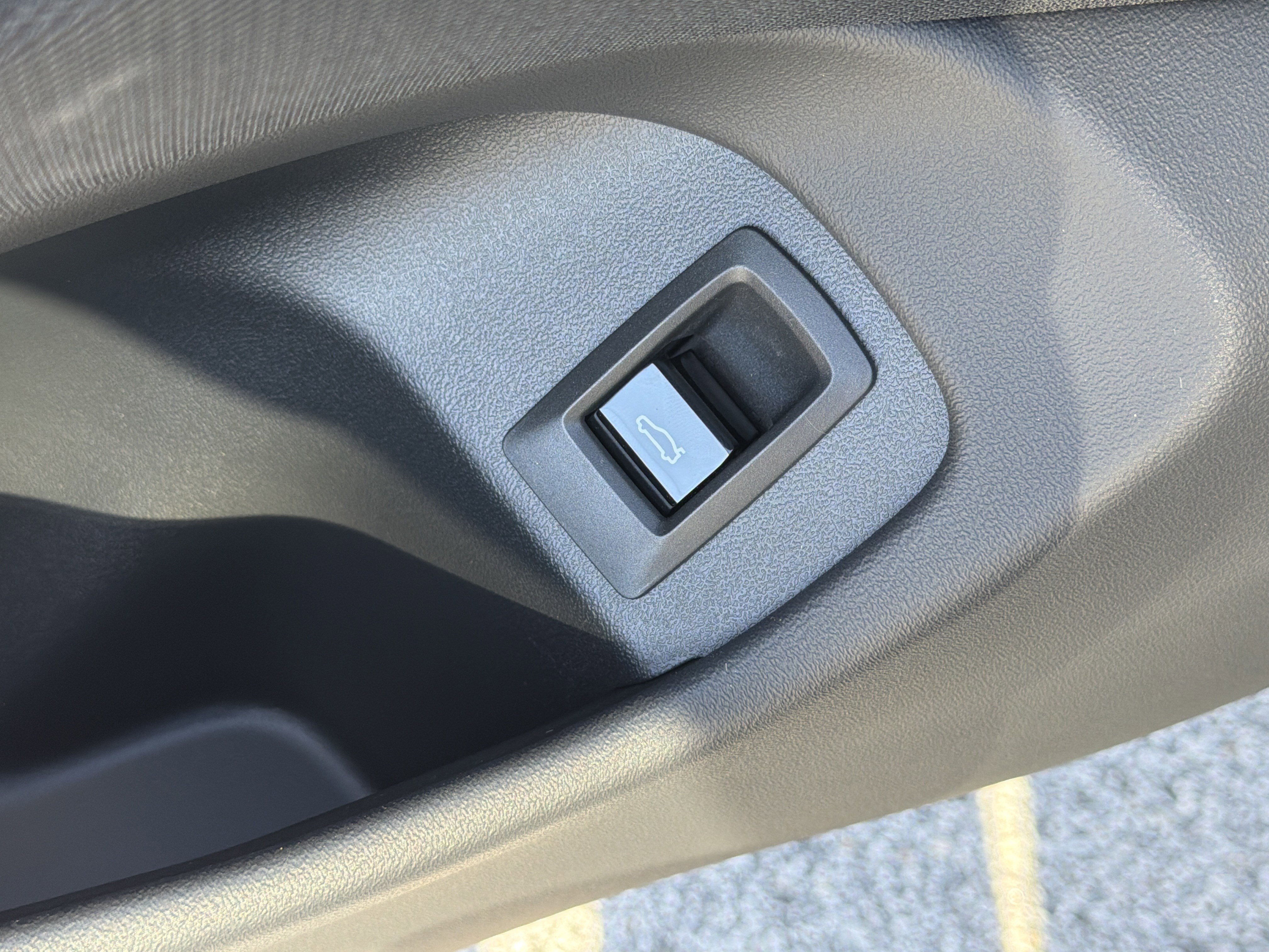 2026 BMW 5 Series 530i - Photo 18