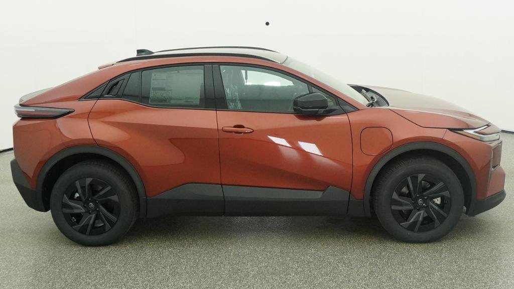 New 2026 Tandoori Toyota SE image 10