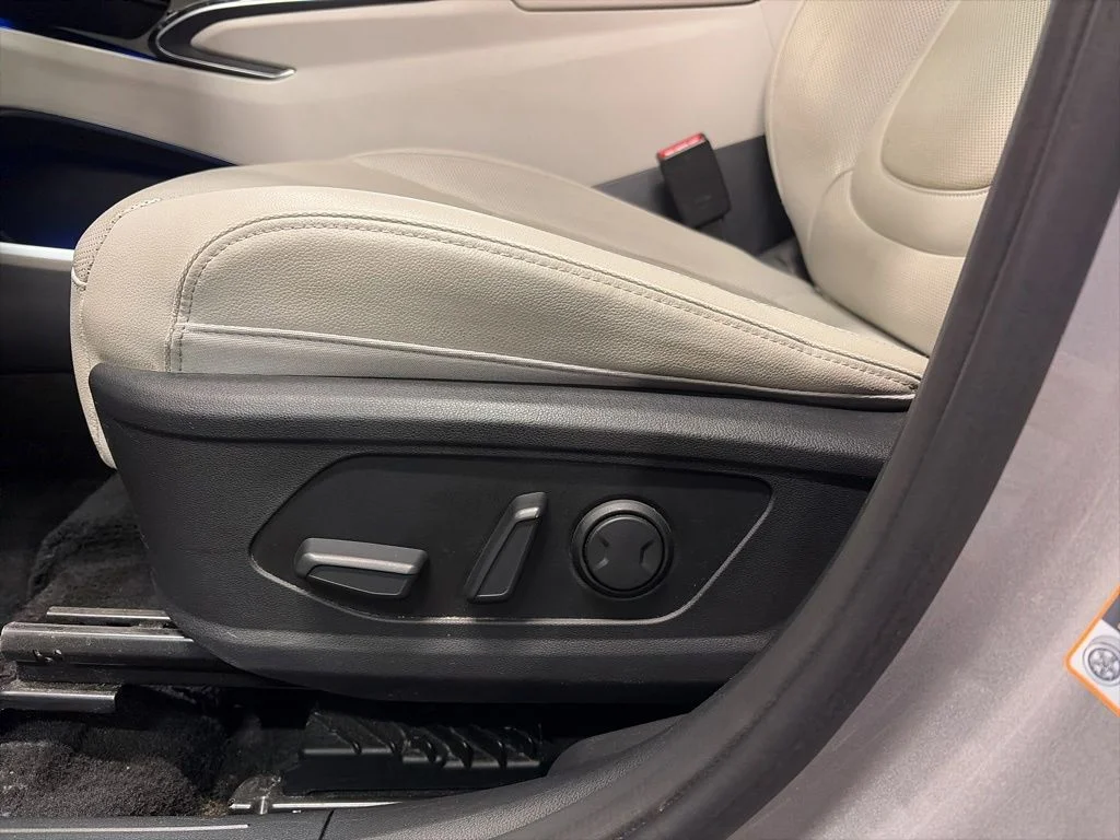 Used 2024 Silver Hyundai Limited image 40