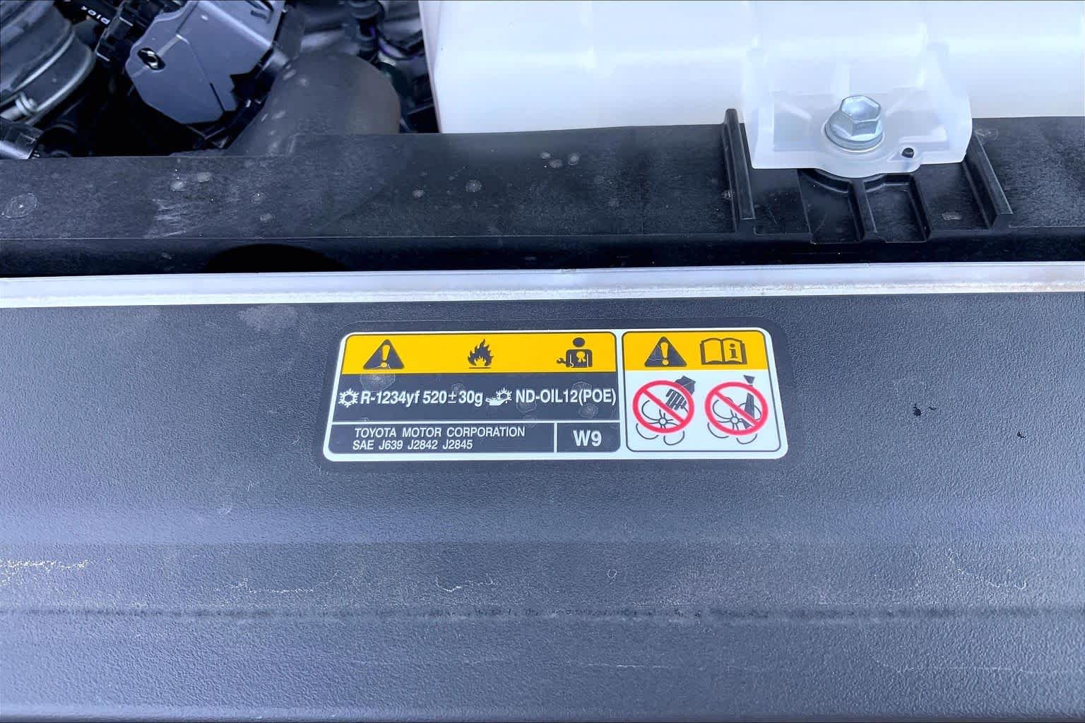Used 2025 Underground Toyota SR5 image 32