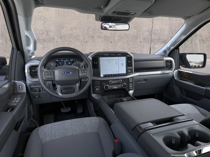 New 2023 Agate Black Metallic Ford XLT image 9