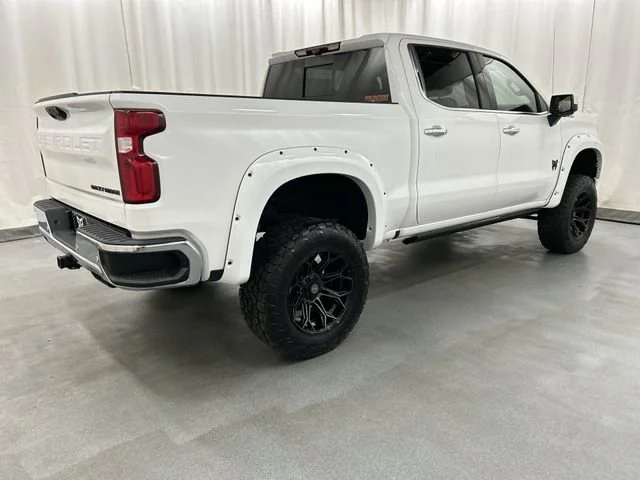 2025 Chevrolet Silverado 1500 LTZ - Photo 4