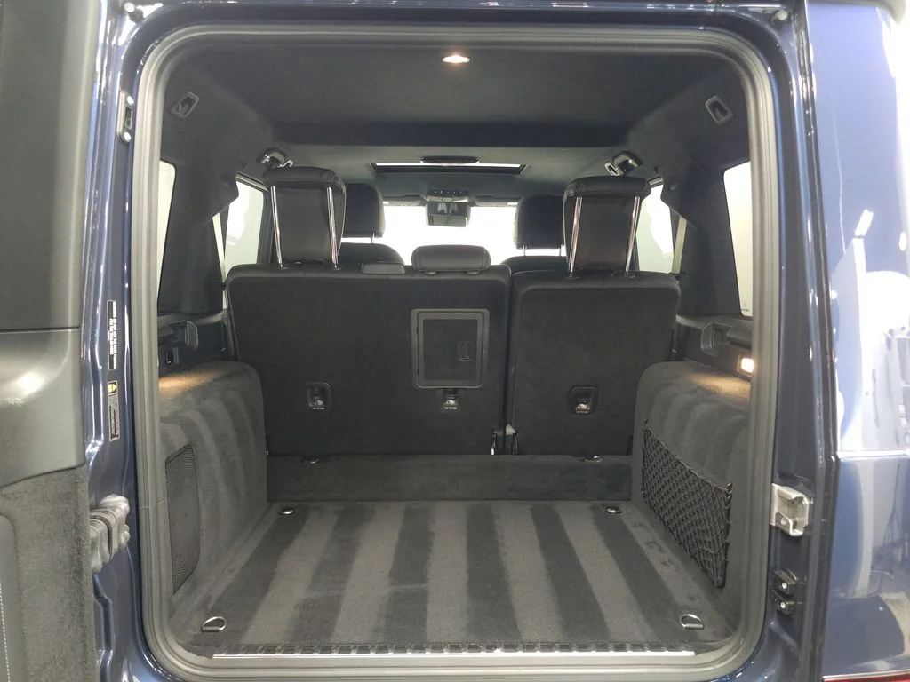Used 2025 Twilight Blue Metallic Mercedes-Benz G 550 image 31