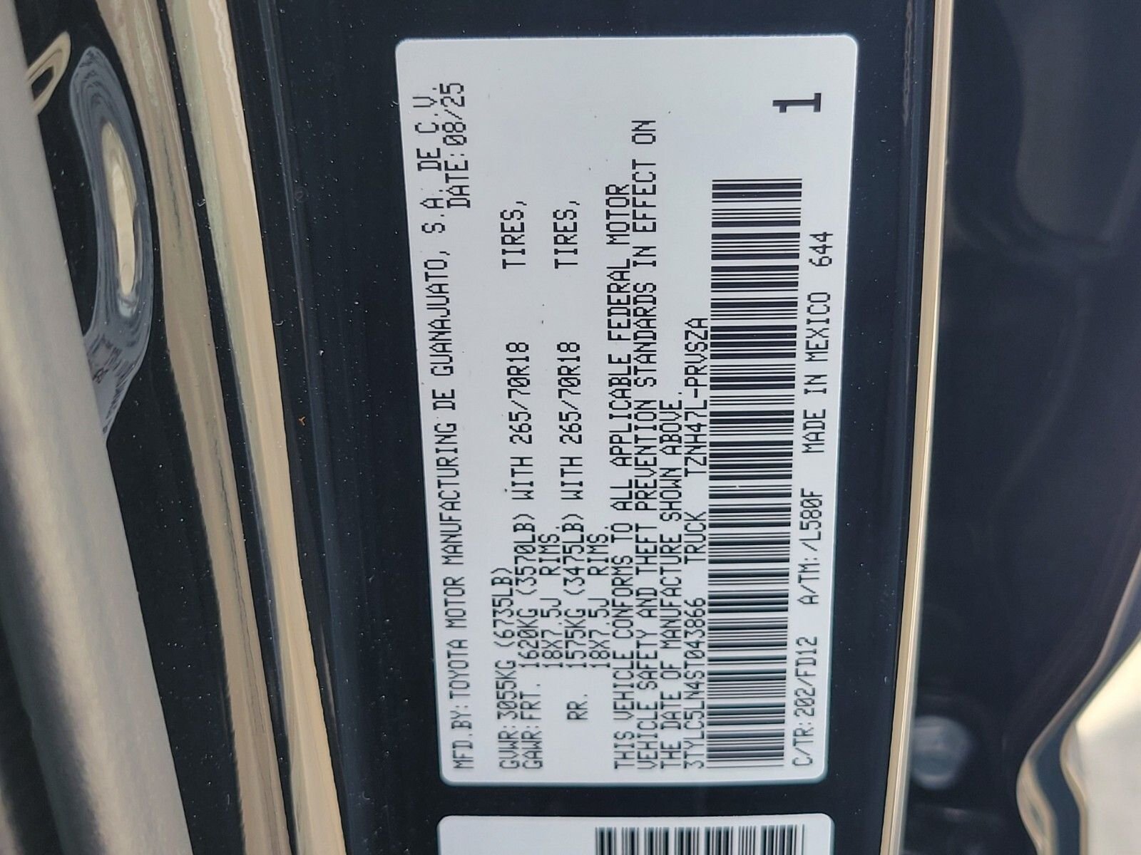 2025 Toyota Tacoma TRD Off Road - Photo 10