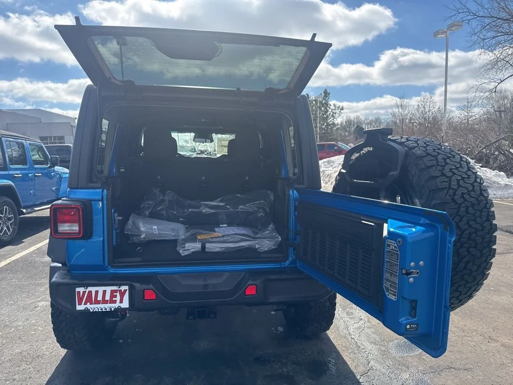 New 2025 Hydro Blue Pearl-Coat Exterior Paint Jeep Willys image 37