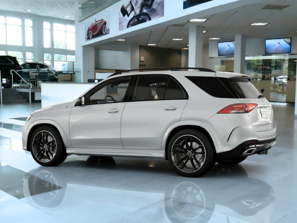 New 2026 MANUFAKTUR Moonlight White Metallic Mercedes-Benz GLE 580 image 30