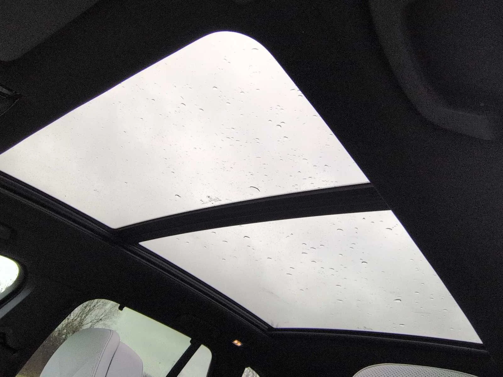 New 2026 Black Sapphire Metallic BMW xDrive40i image 25