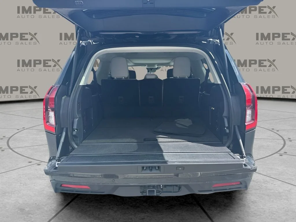 Used 2025 Black Ford Active image 18
