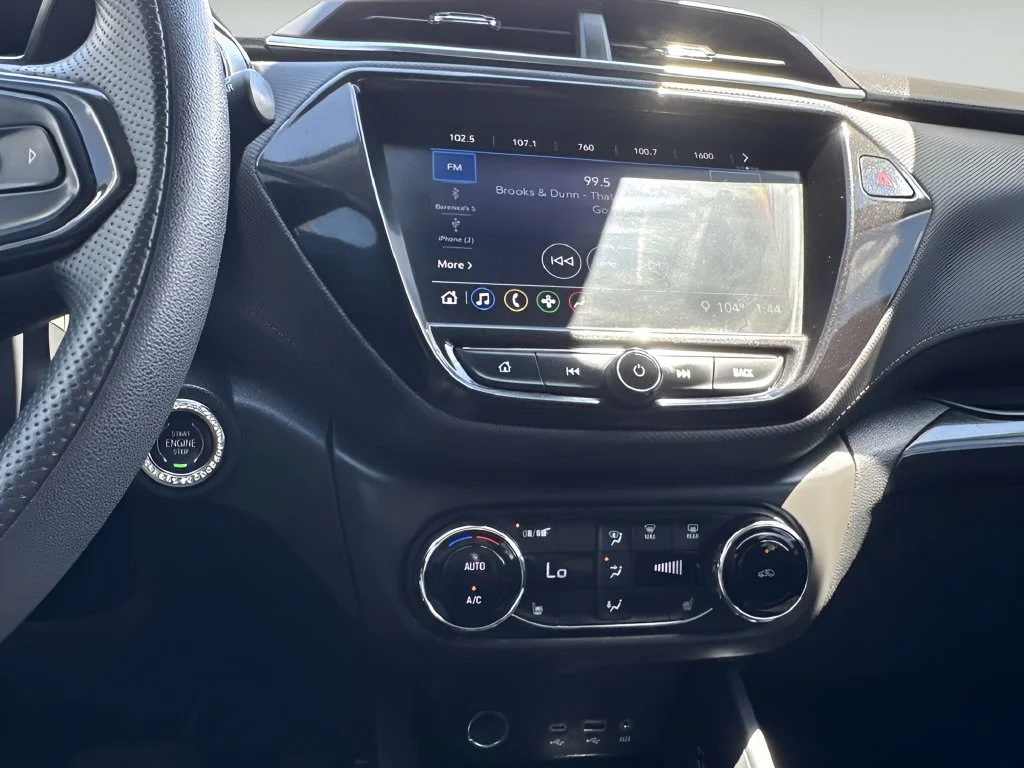 Used 2021 MOSAIC BLACK METALLIC Chevrolet LT image 13