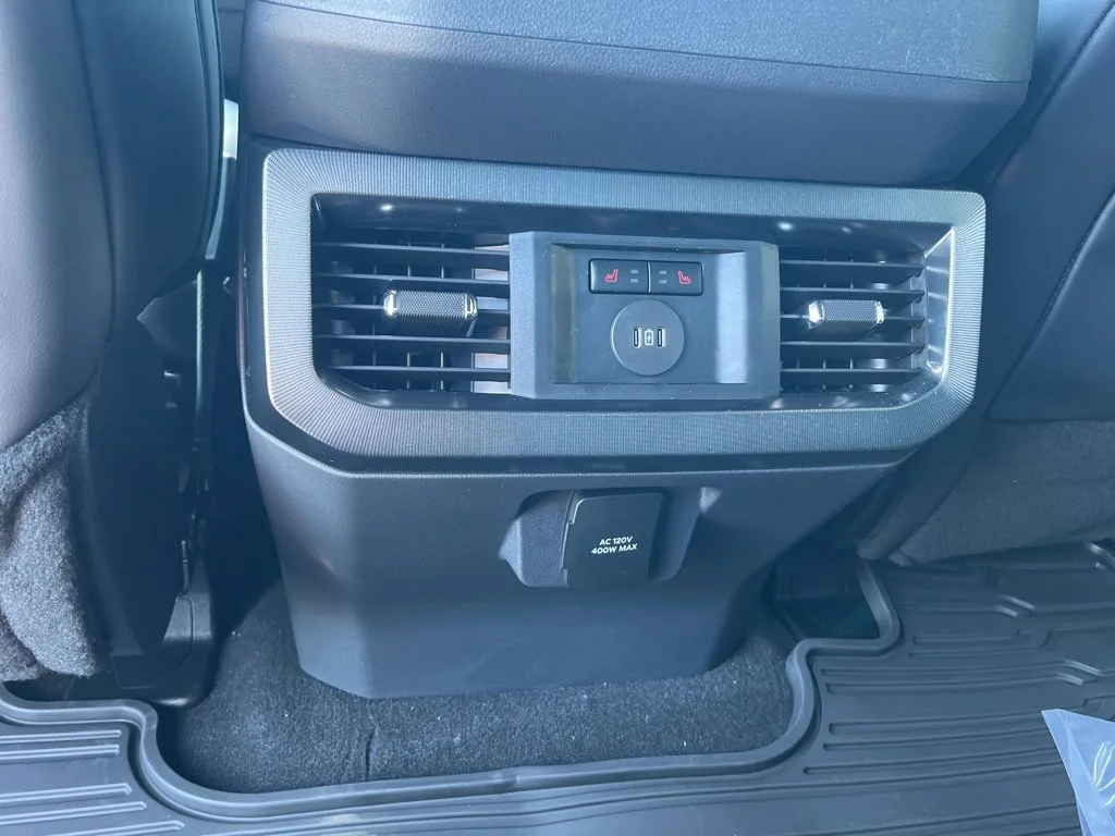 New 2026 Glacier Gray Metallic Tri-Coat Ford F-250® Platinum® image 17