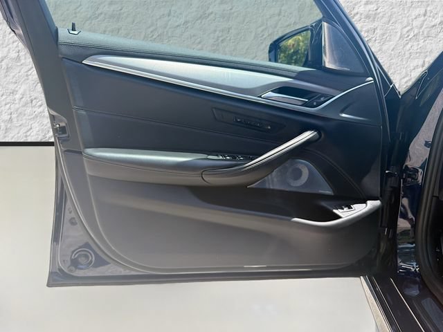 Used 2023 Tanzanite Blue II Metallic BMW Base image 23