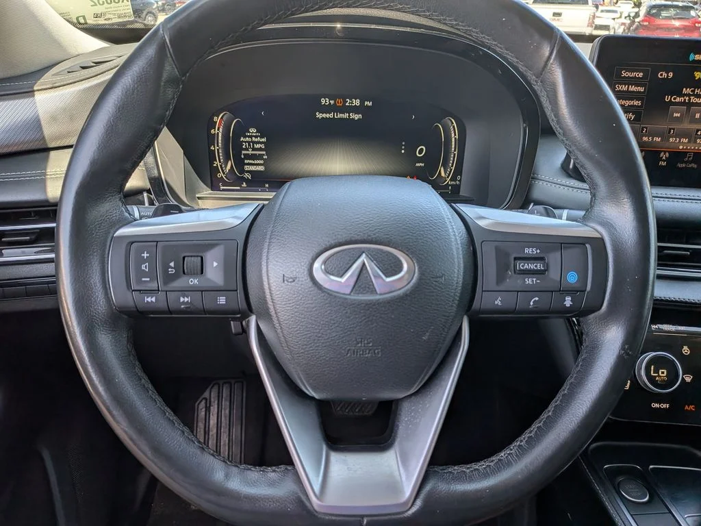 Used 2023 Black INFINITI LUXE image 16