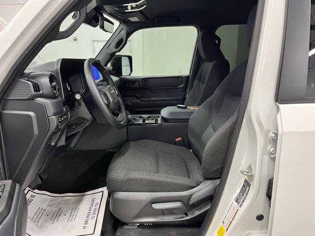 Used 2025 ICE CAP Toyota  image 9