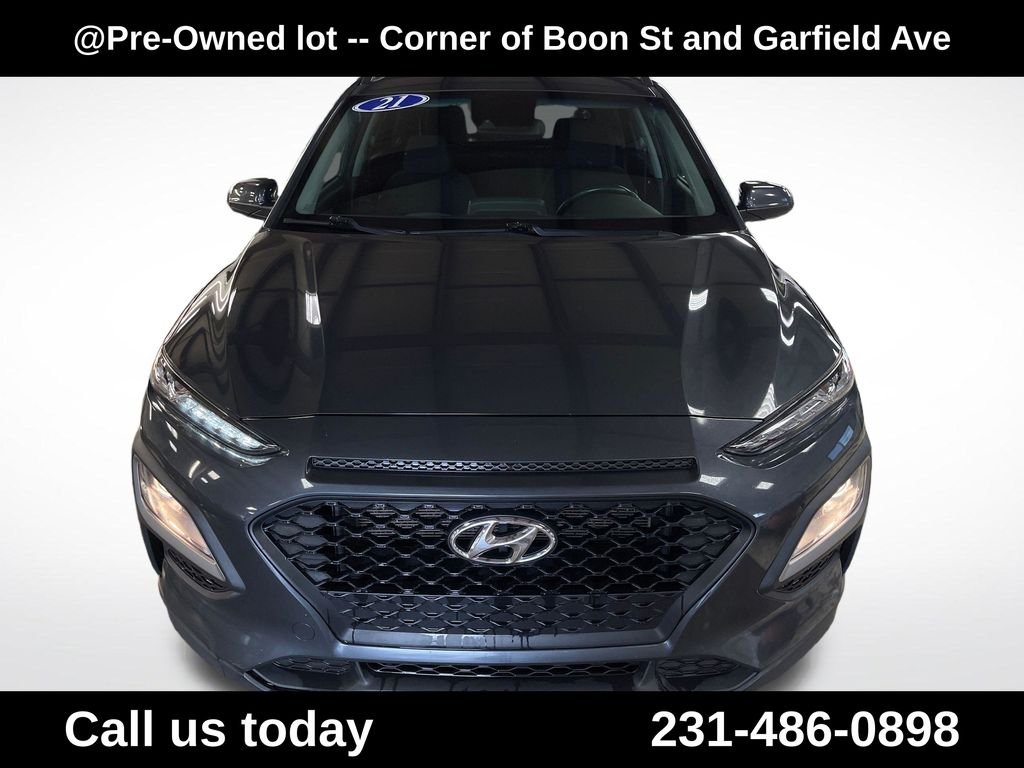Used 2021 Gray Hyundai SEL image 8