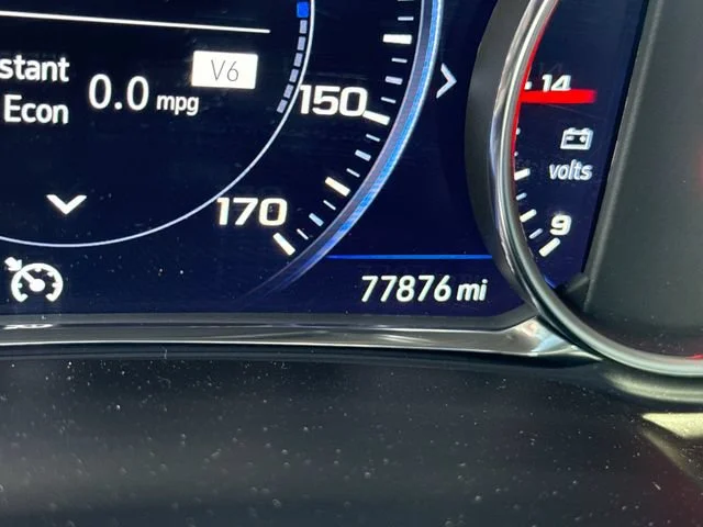 Used 2022 Black Chevrolet RS image 20