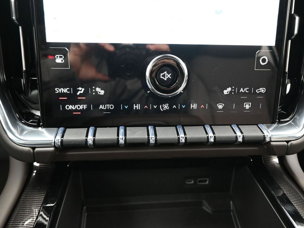 2026 GMC Yukon Elevation - Photo 18